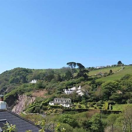 Cosy Beachfront Retreat With Stunning Sea Views & Free Access To A Local Indoor Pool Talland Екстер'єр фото